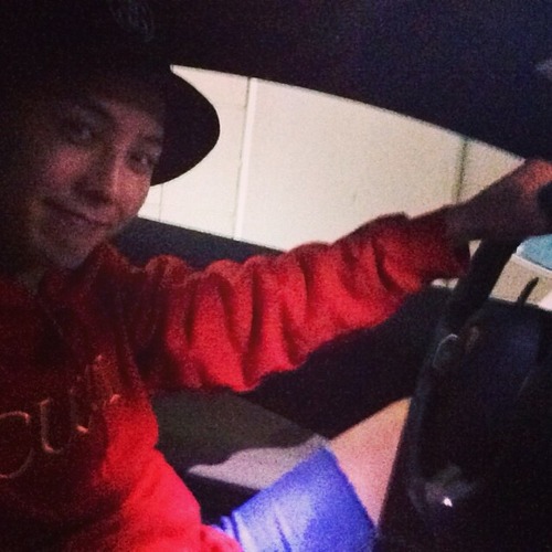 Instagram update by @ soonhoc 20140509: Swervin in the lambo~...