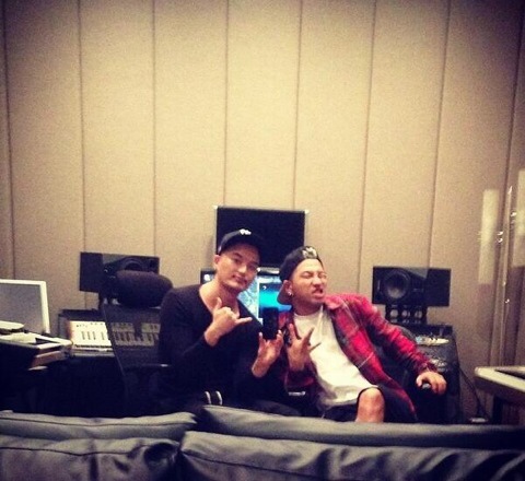 #danpak0603 chillen with TY! #TAEYANG #RISETAEYANG #8BBGER8...
