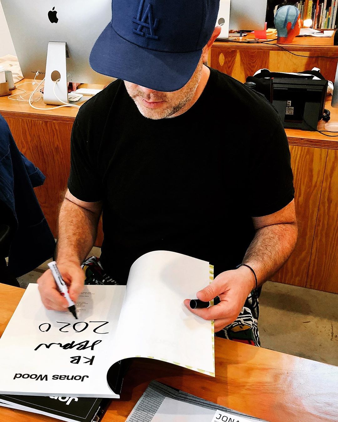 [Social Media] G-Dragon Instagram 2020-02-04 11:35:25 (KST) Super Chilllllllin’ W/ | #권지용 #지용 #GDragon - 9