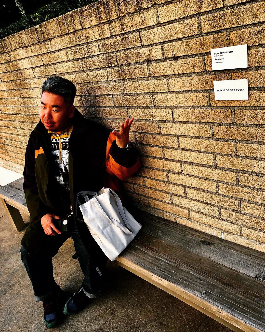 [Social Media] G-Dragon Instagram 2020-02-04 11:35:25 (KST) Super Chilllllllin’ W/ | #권지용 #지용 #GDragon - 6