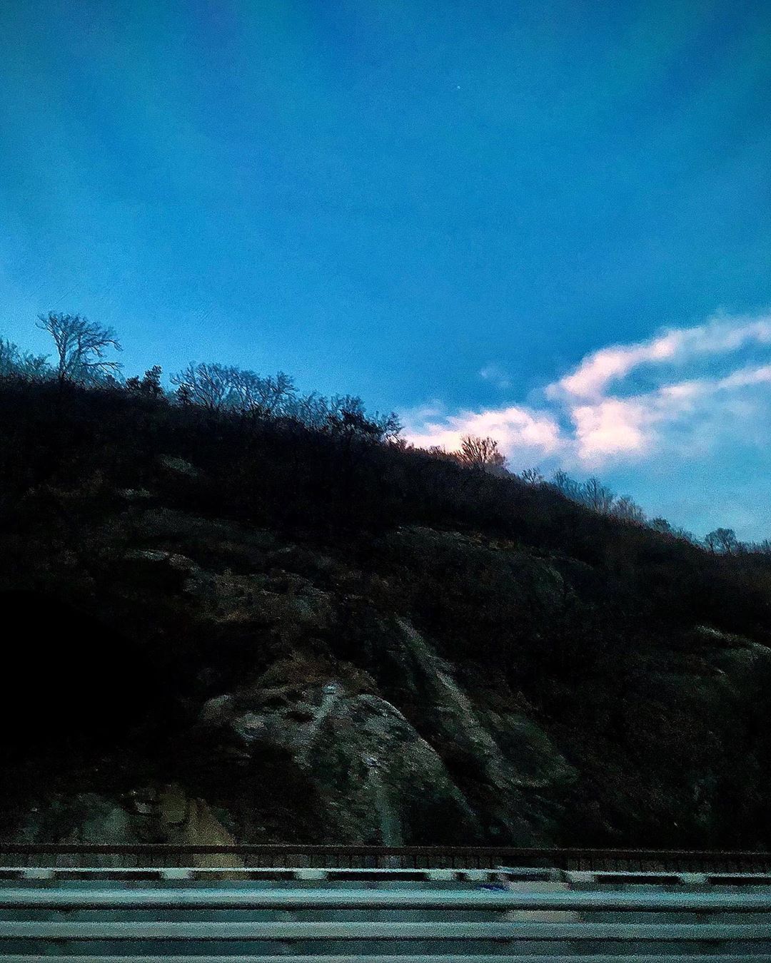 [Social Media] G-Dragon Instagram 2020-02-11 18:18:58 (KST) Day&Night | #권지용 #지용 #GDragon - 1