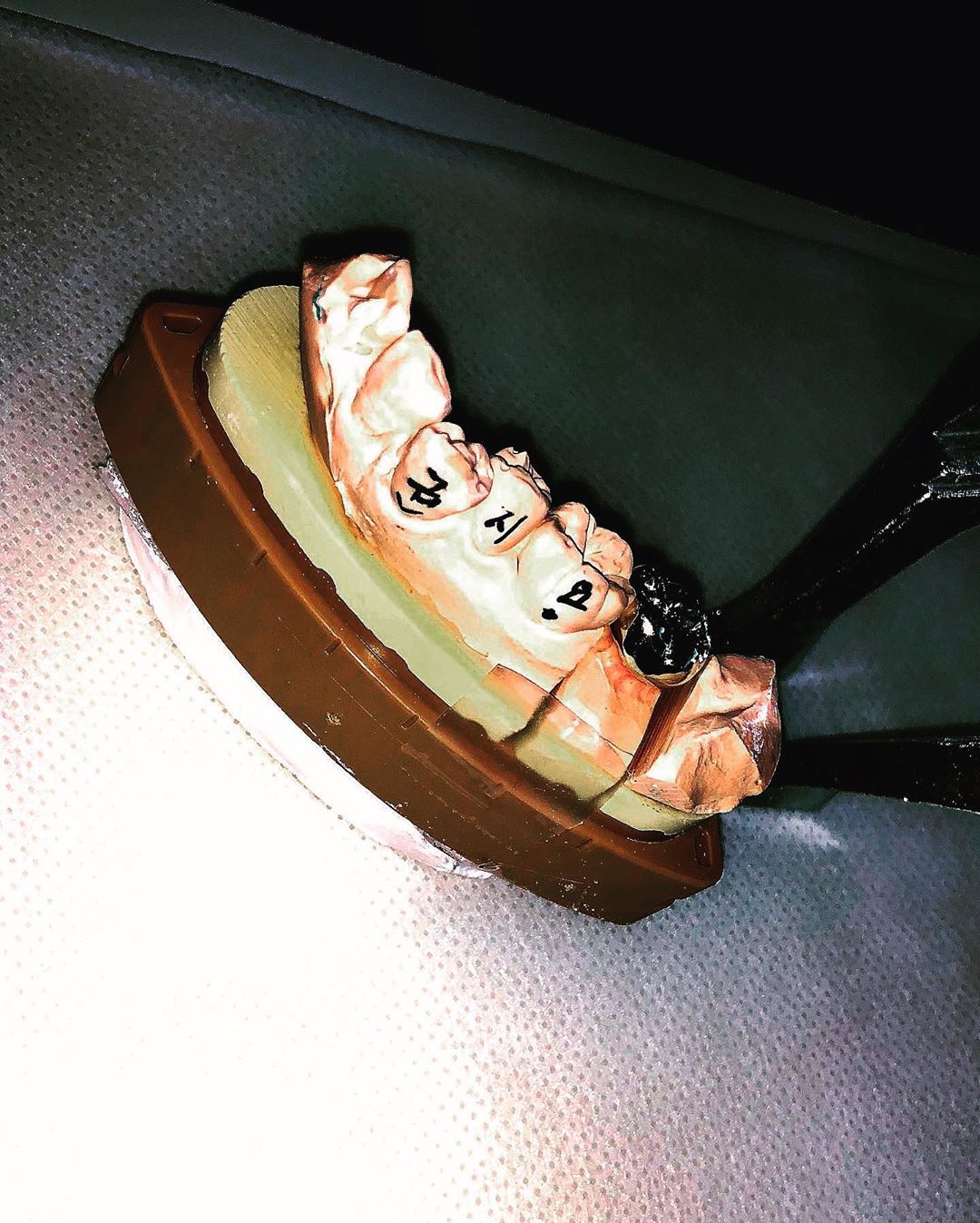 [Social Media] G-Dragon Instagram 2020-02-16 22:05:29 (KST) (no caption) | #권지용 #지용 #GDragon - 3