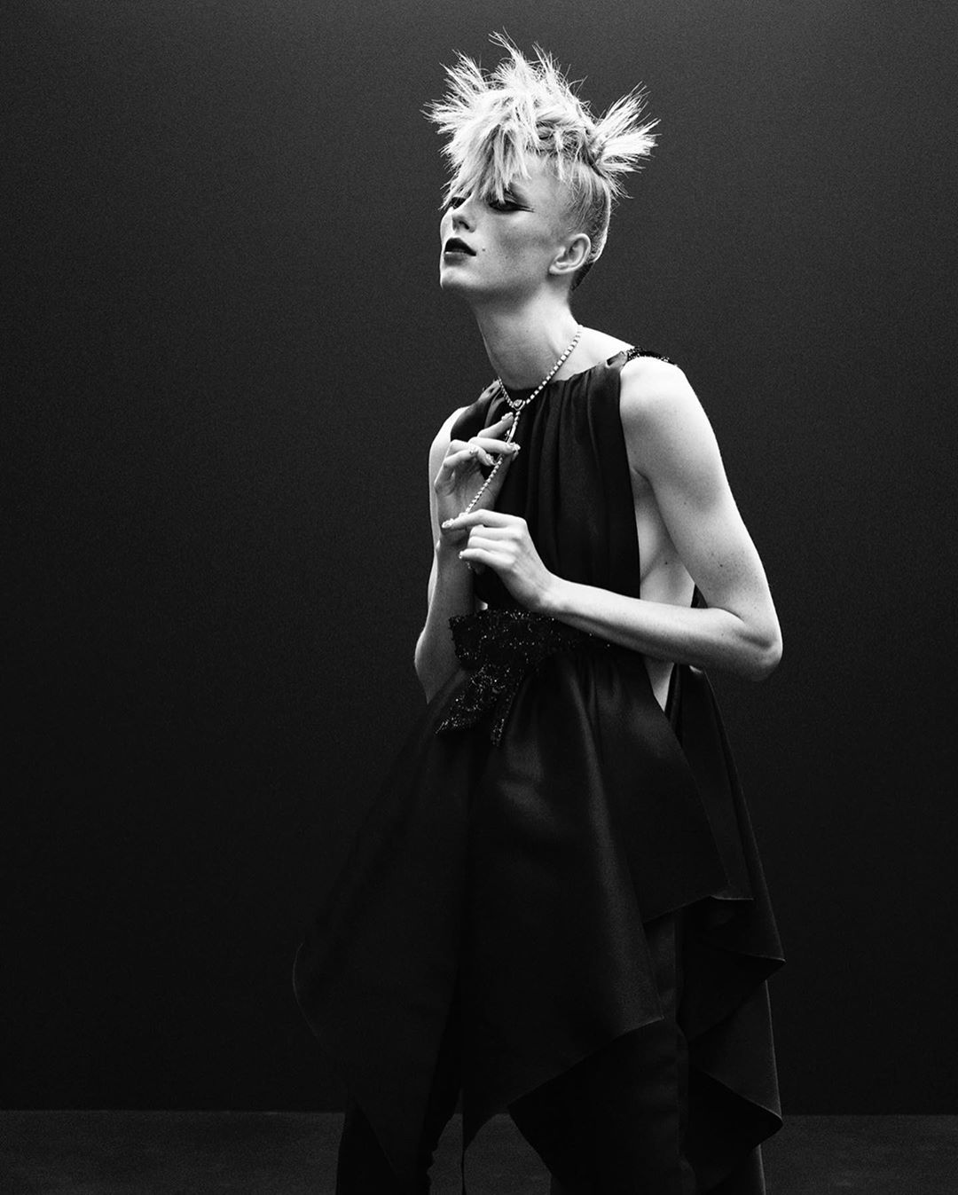 [Social Media] G-Dragon Instagram 2020-07-11 08:24:24 (KST) #CHANELHauteCouture @chanelofficial | #권지용 #지용 #GDragon - 1