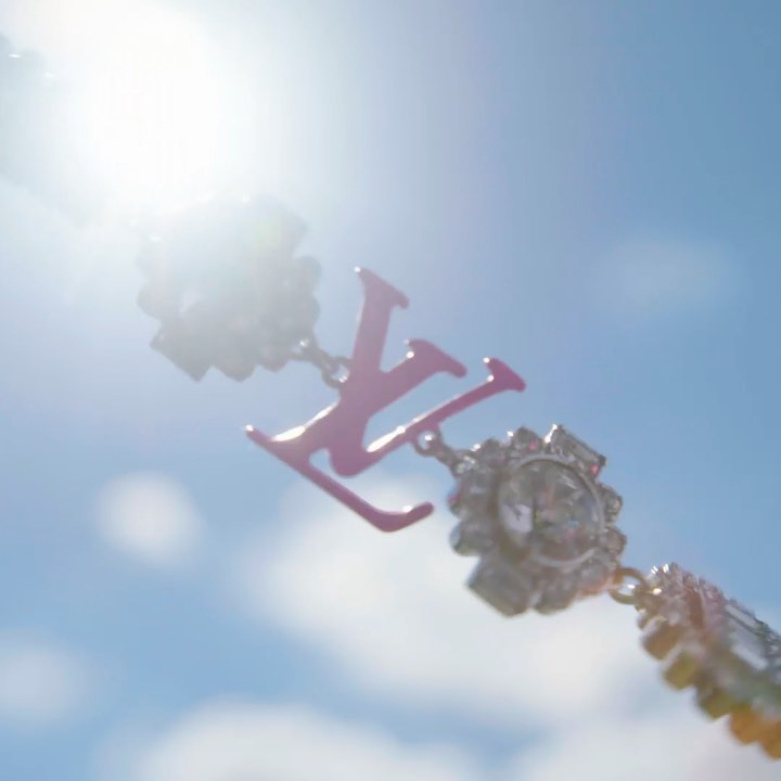 [Social Media] Taeyang 2020-08-06 16:27:33 (KST) ▶ #LVmenss21 @Louisvuitton | #태양 #Taeyang #SOL