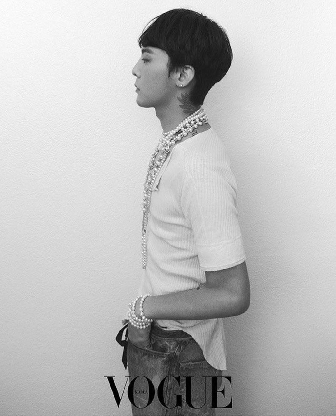 [Social Media] G-Dragon Instagram 2020-10-17 06:41:24 (KST) #광고 @chanelofficial @voguekorea | #권지용 #지용 #GDragon