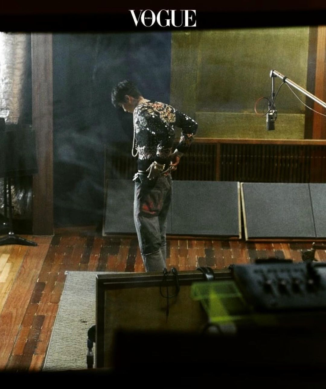 [Social Media] G-Dragon Instagram 2020-10-22 22:31:05 (KST) #광고 @chanelofficial @voguekorea | #권지용 #지용 #GDragon - 4