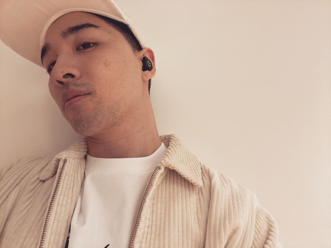 [Social Media] Taeyang 2020-10-30 23:20:17 (KST) ? @LouisVuittion … | #태양 #Taeyang #SOL - 2