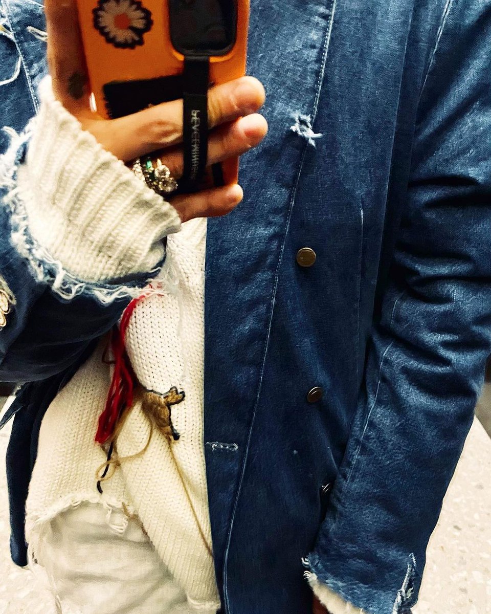 [Social Media] ? G-Dragon Instagram 2020-12-26 (KST) ?✨