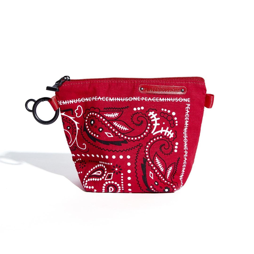 [Social Media] PEACEMINUSONE®️ Instagram 2022-07-27 14:06 (KST) PMO®➖BANDANA POUCH #1 RED | #권지용 #PMO #GDragon