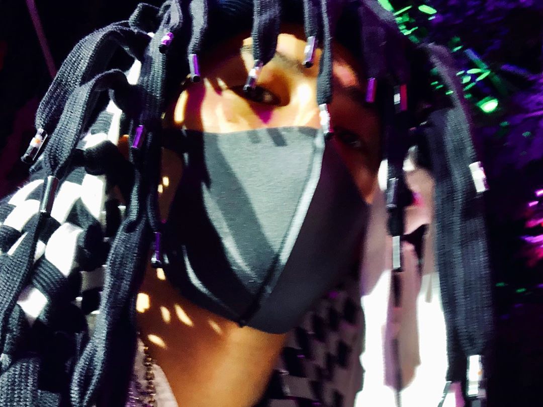 [Social Media] G-Dragon Instagram 2019-11-23 13:48:08 (KST) PEACE•NOISE•ONE? #권지용 #지용 #GDragon - 10