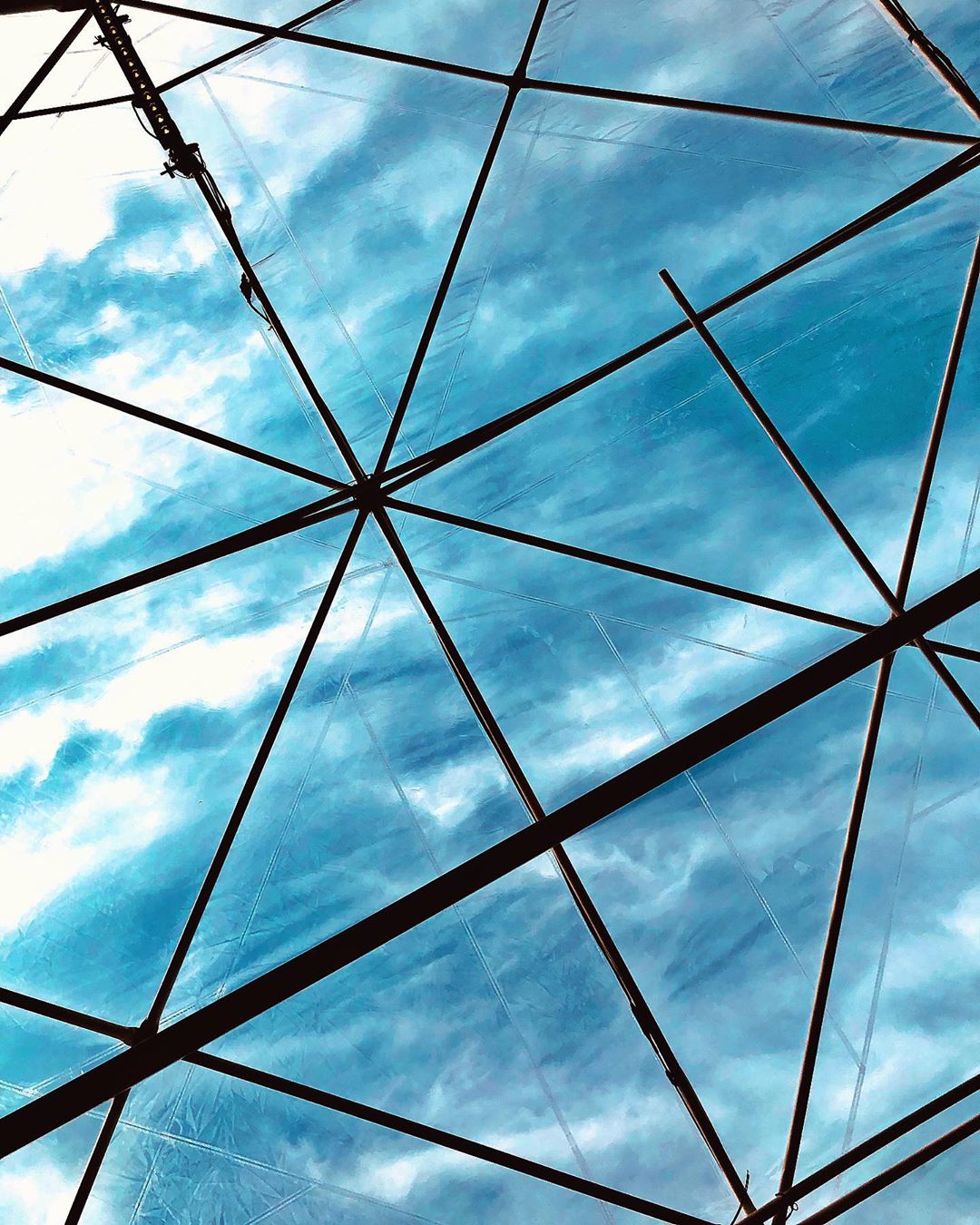 [Social Media] G-Dragon Instagram 2019-11-23 14:16:35 (KST) PEACE•NOISE•ONE #권지용 #지용 #GDragon