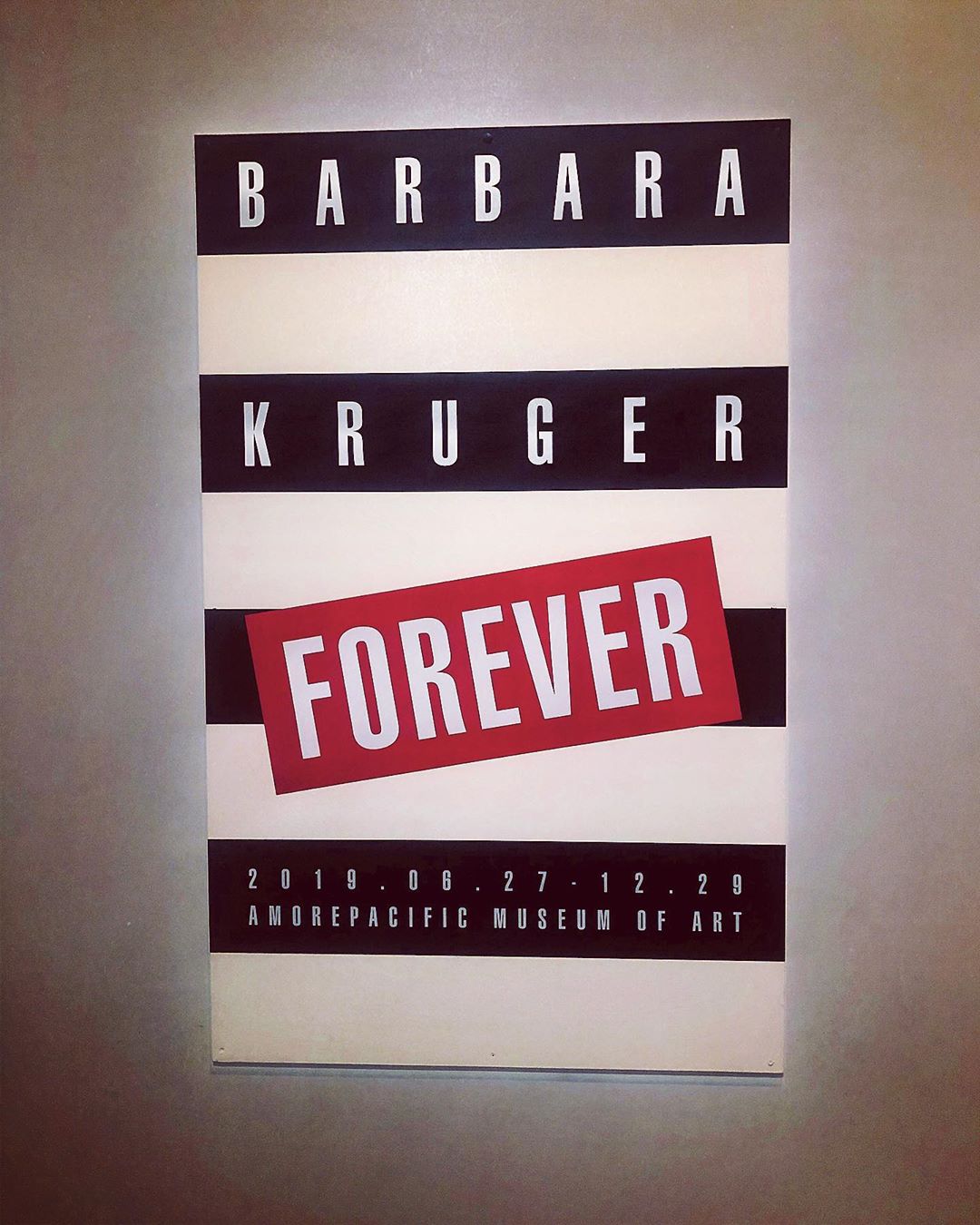 [Social Media] G-Dragon Instagram 2019-12-10 00:58:39 (KST) #BabaraKruger #권지용 #지용 #GDragon - 10