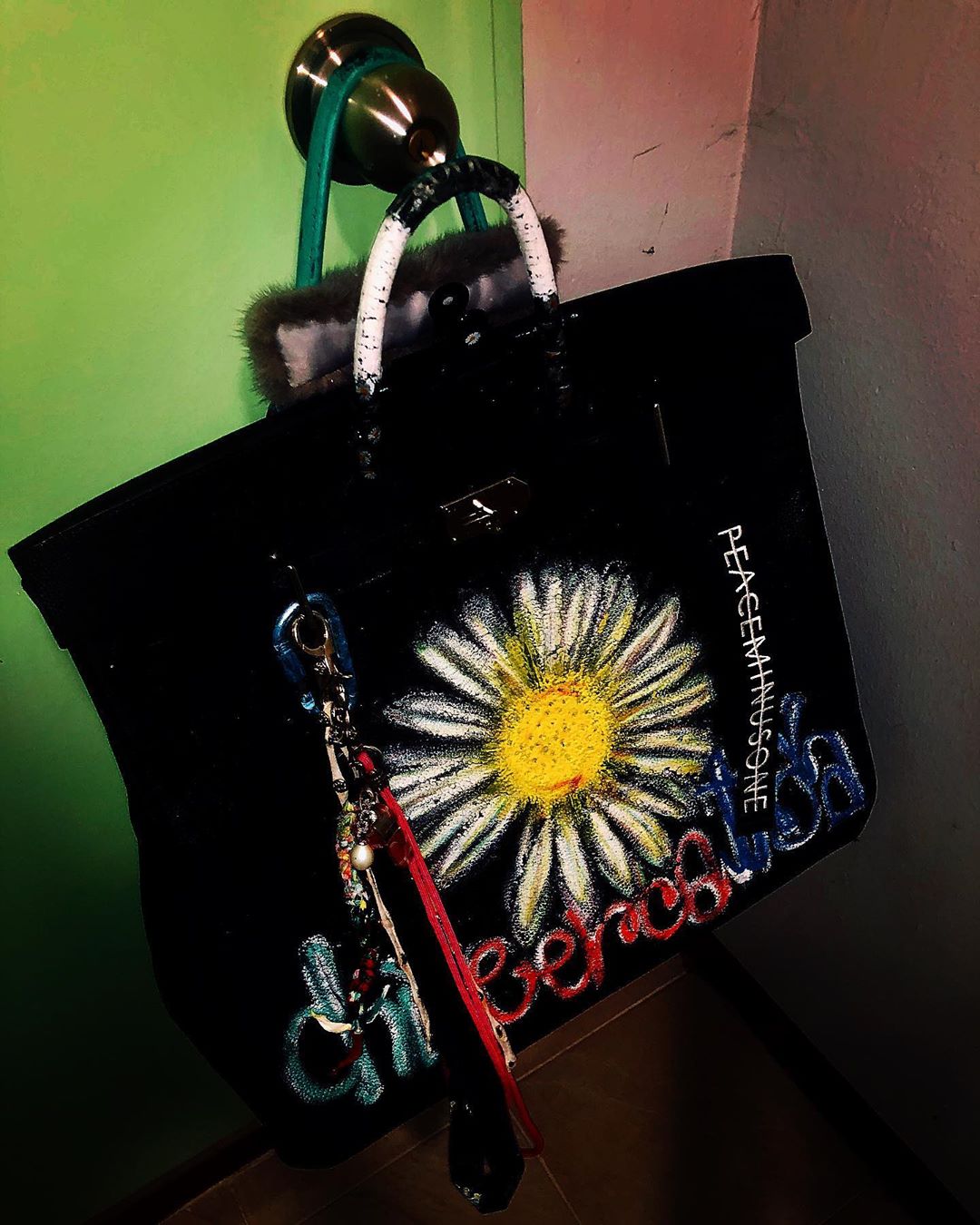 [Social Media] G-Dragon Instagram 2019-12-31 04:33:39 (KST) D-1 | #권지용 #지용 #GDragon - 5