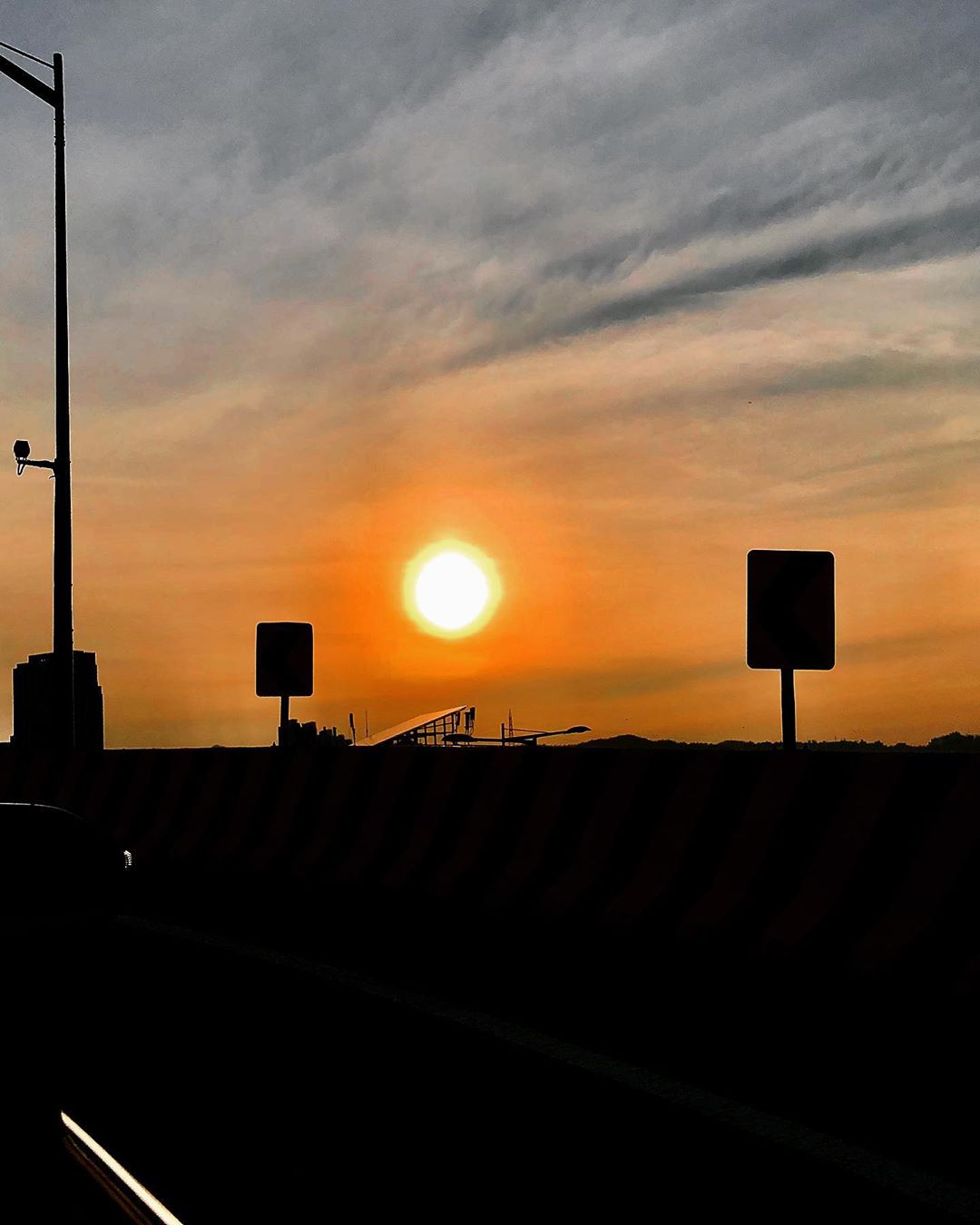 [Social Media] G-Dragon Instagram 2019-12-20 02:38:01 (KST) ? | #권지용 #지용 #GDragon