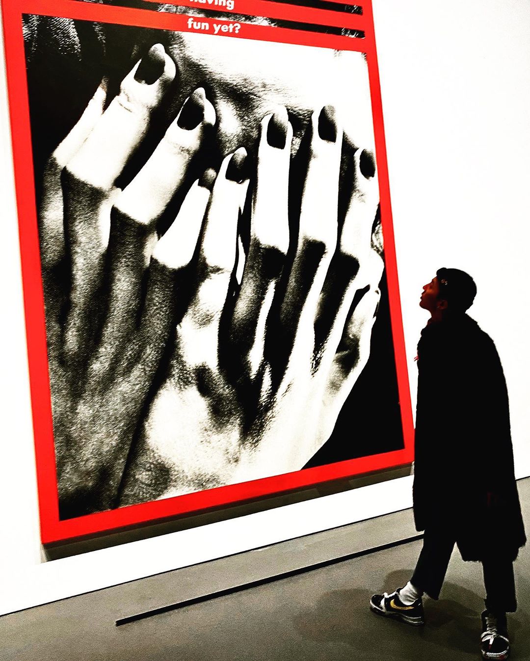 [Social Media] G-Dragon Instagram 2019-12-10 00:58:39 (KST) #BabaraKruger #권지용 #지용 #GDragon - 2