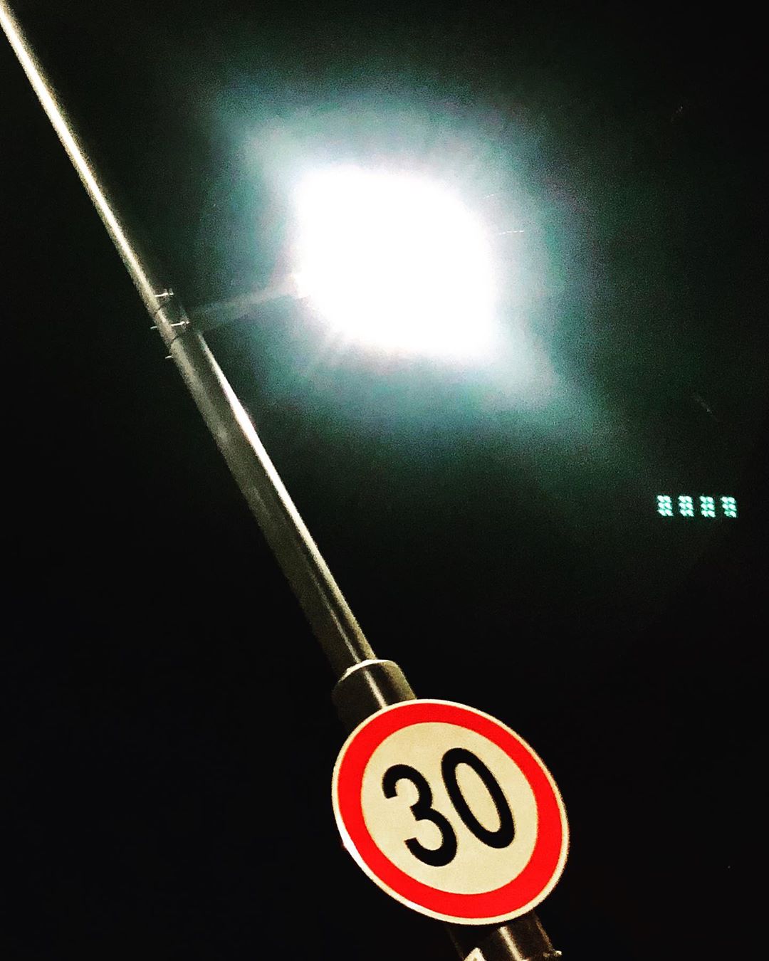 [Social Media] G-Dragon Instagram 2019-12-31 04:33:39 (KST) D-1 | #권지용 #지용 #GDragon