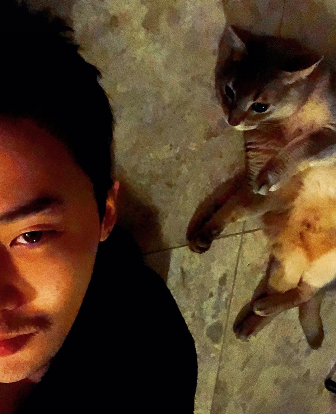 [Social Media] G-Dragon Instagram 2019-12-27 08:08:51 (KST) Home Alone??? | #권지용 #지용 #GDragon - 3