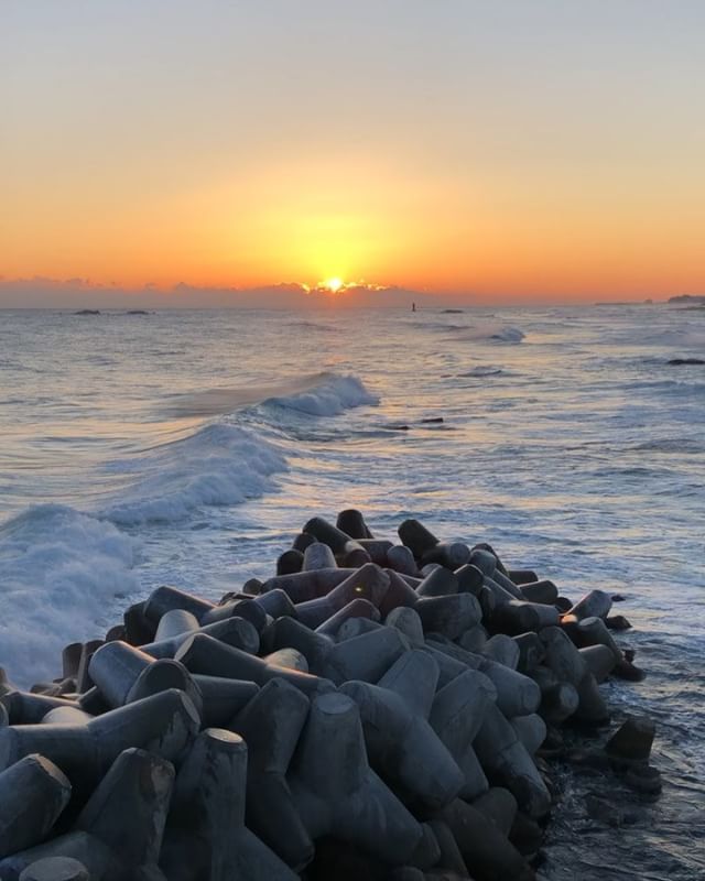 [Social Media] Taeyang #태양 Instagram video Jan 1, 2018 3:15am (KST) 새해 복 많이 받으세요!! Happy new year ️️️️️️️️️