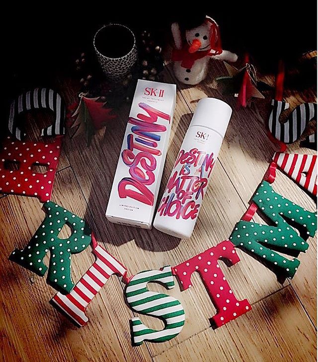 [Social Media] Taeyang #태양 Instagram image Dec 25, 2017 5:56pm (KST) #피테라리미티드 에디션! 저의 선택은 #Destiny 입니다! @SKII #YourStatementYourBottle #나의이야기나의피테라