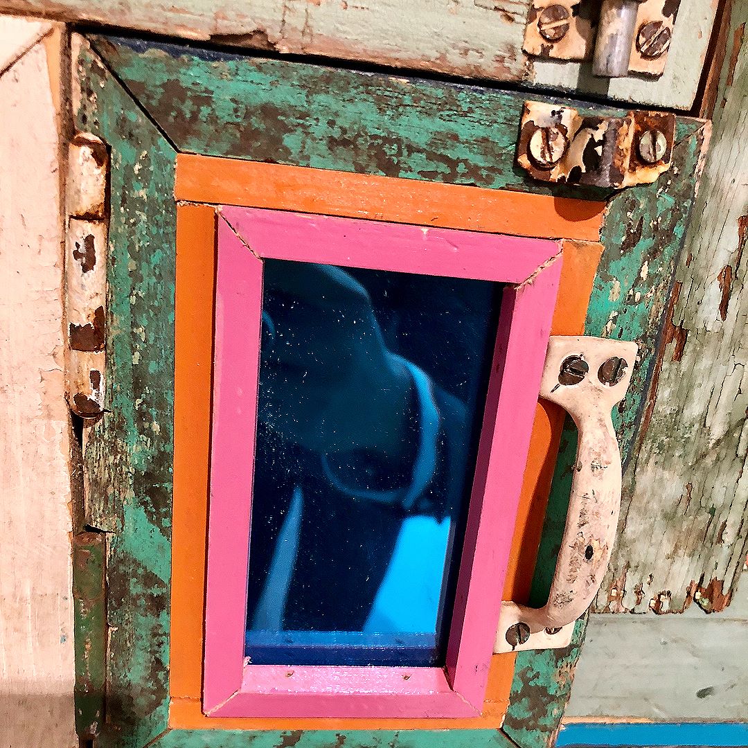 [Social Media] G-Dragon #권지용 Instagram carousel Feb 15, 2018 7:38pm (KST)