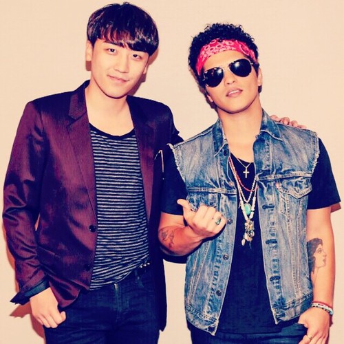 Instagram Update by Seungri: W @brunomars Nice to meeting u Last...