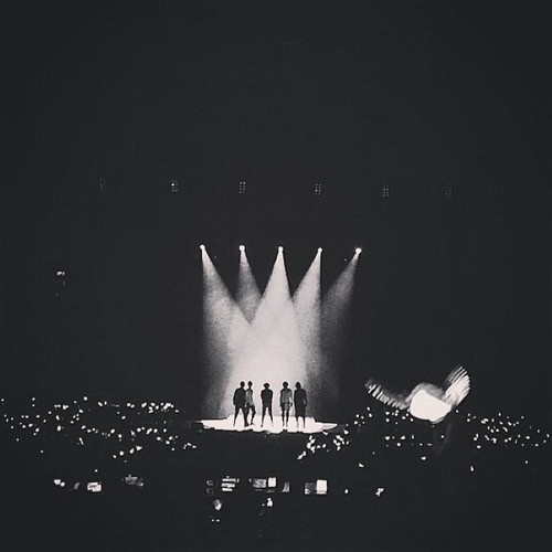 Instagram Update by Seungri: 빅뱅 8 주년 by seungriseyo on August...