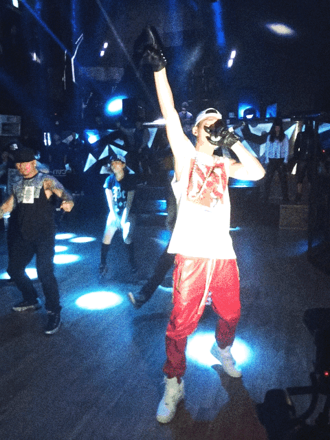 140911 G-Dragon PHHHOTO Update"BOBBY GO HARD