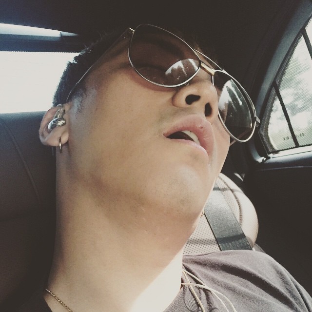 [Photo] T.O.P IG August 31, 2015 at 02:53PM (KST) 도련님의 명상 #자아성찰중